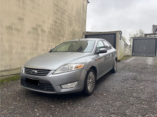 Ford Mondeo 2,0TDCi Ghia 