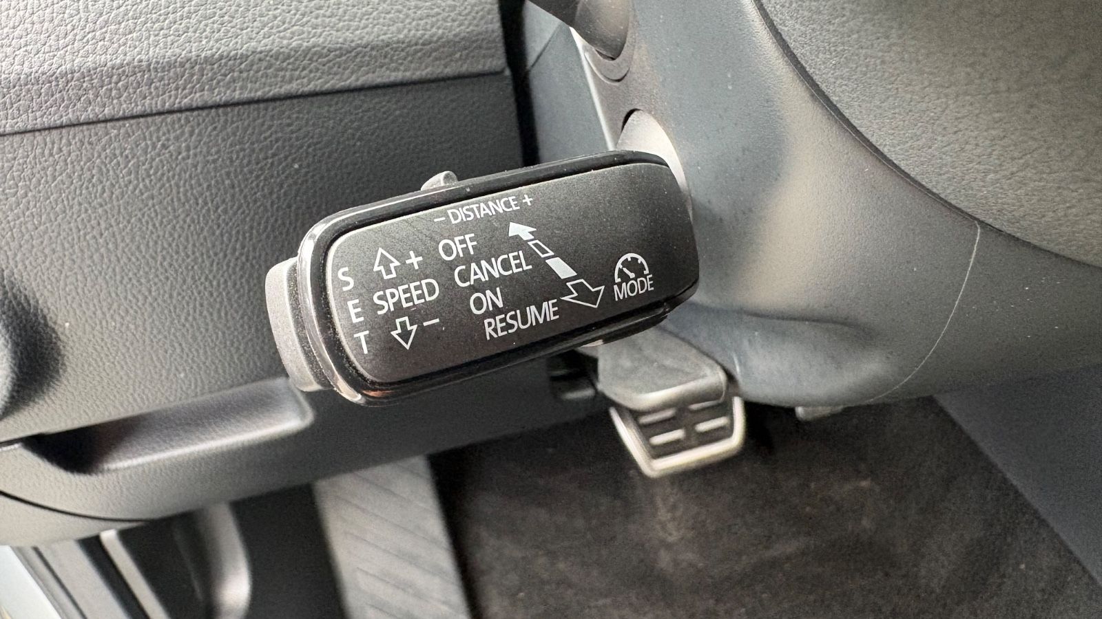 Skoda Superb Combi Sportl. 2.0 TSI 4x4 AHK,DCC,CANTON foto 18