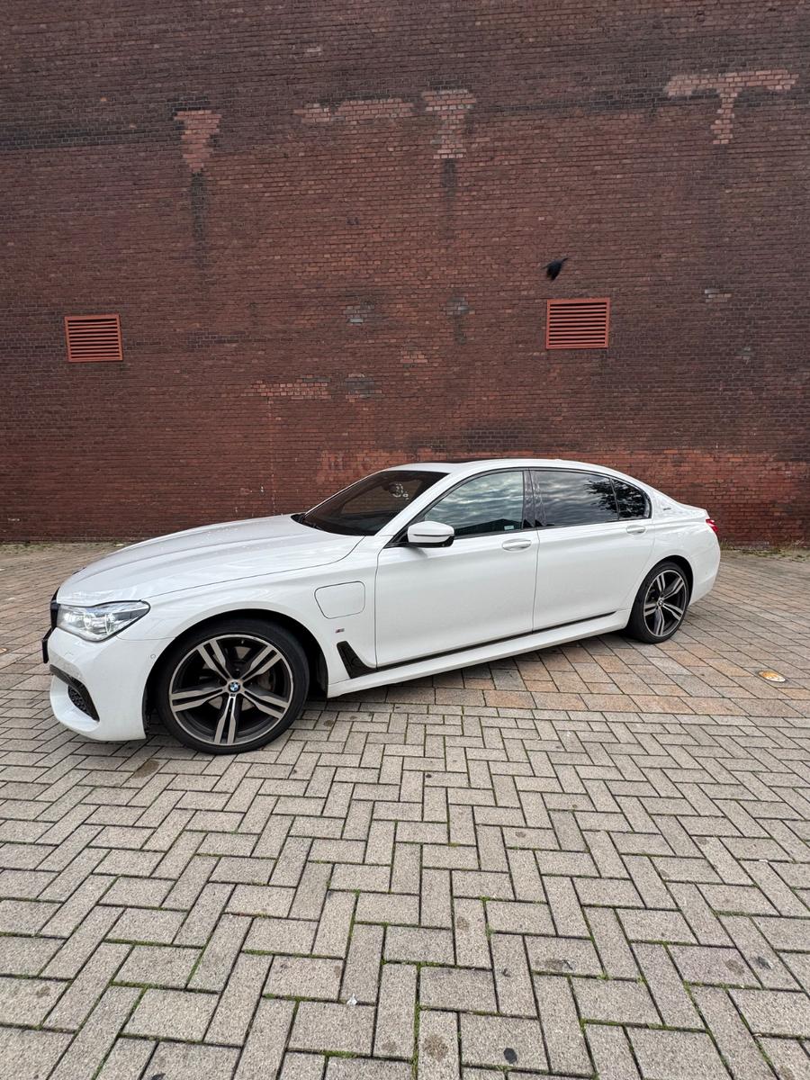BMW 740
