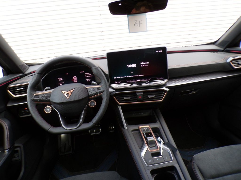 Fahrzeugabbildung CUPRA Formentor VZ 1.5 e-HYBRID Black Edition