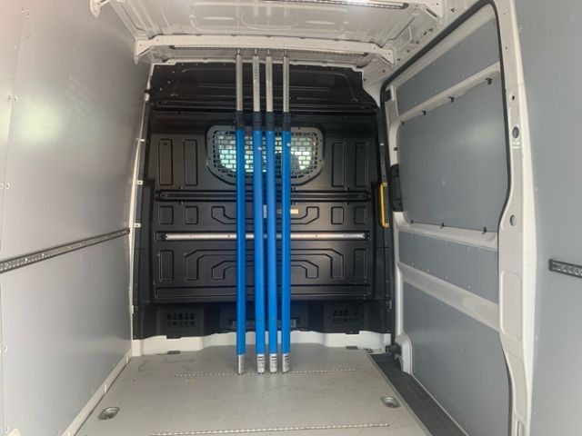 Fahrzeugabbildung Volkswagen Crafter Kasten 35 MR 2.0TDI 103KW 6-Gang AHZV KL