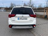 Mitsubishi Outlander 2.0 MIVEC Active ClearTec 2WD CVT ... - Mitsubishi Outlander: Cvt