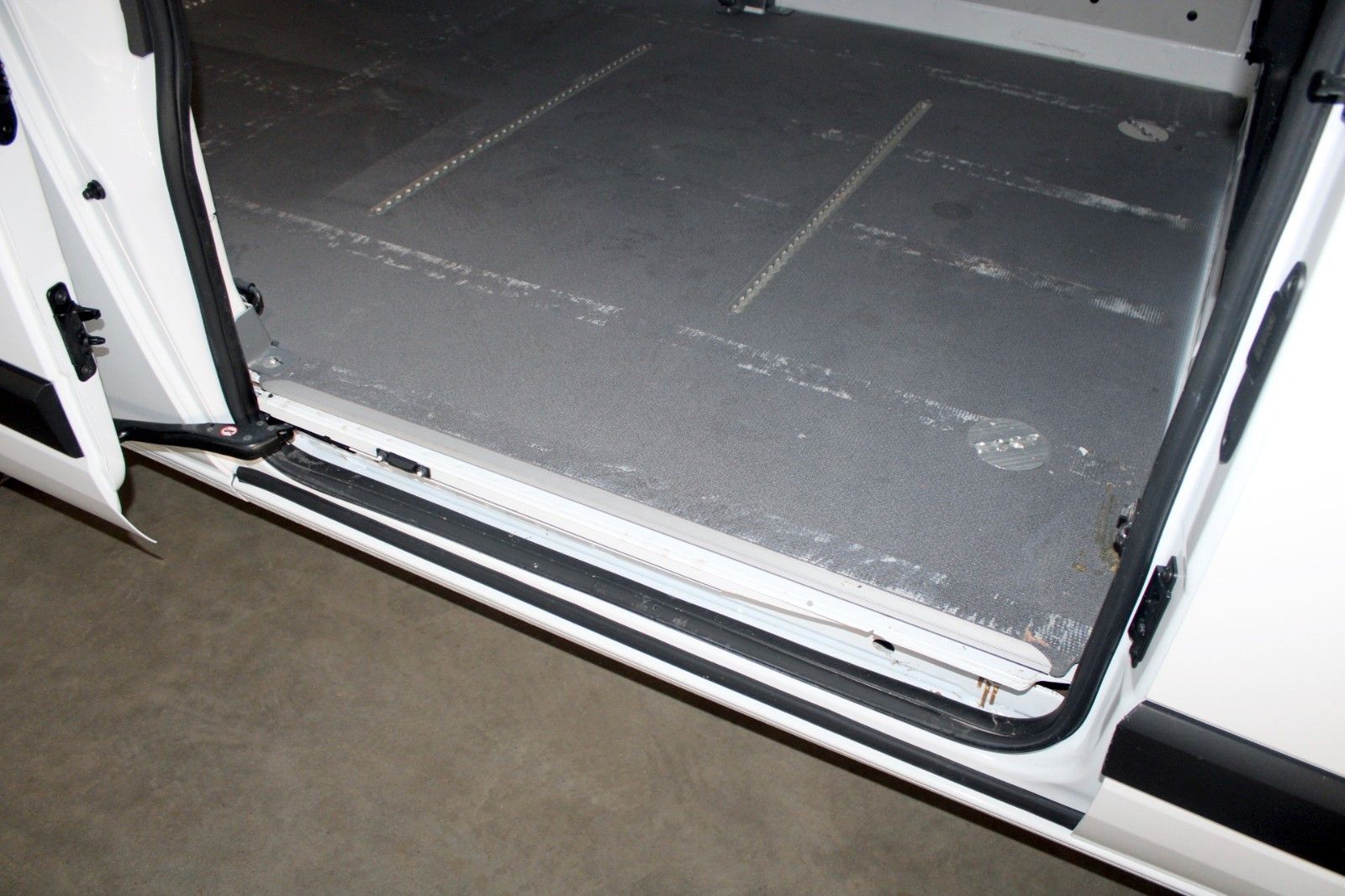 Fahrzeugabbildung Ford Transit Custom TREND LANG L2 KLIMA + Allwetter