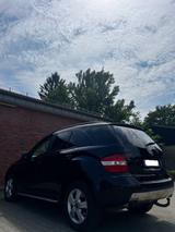 Mercedes-Benz 320 - Mercedes-Benz 320 aus 2007