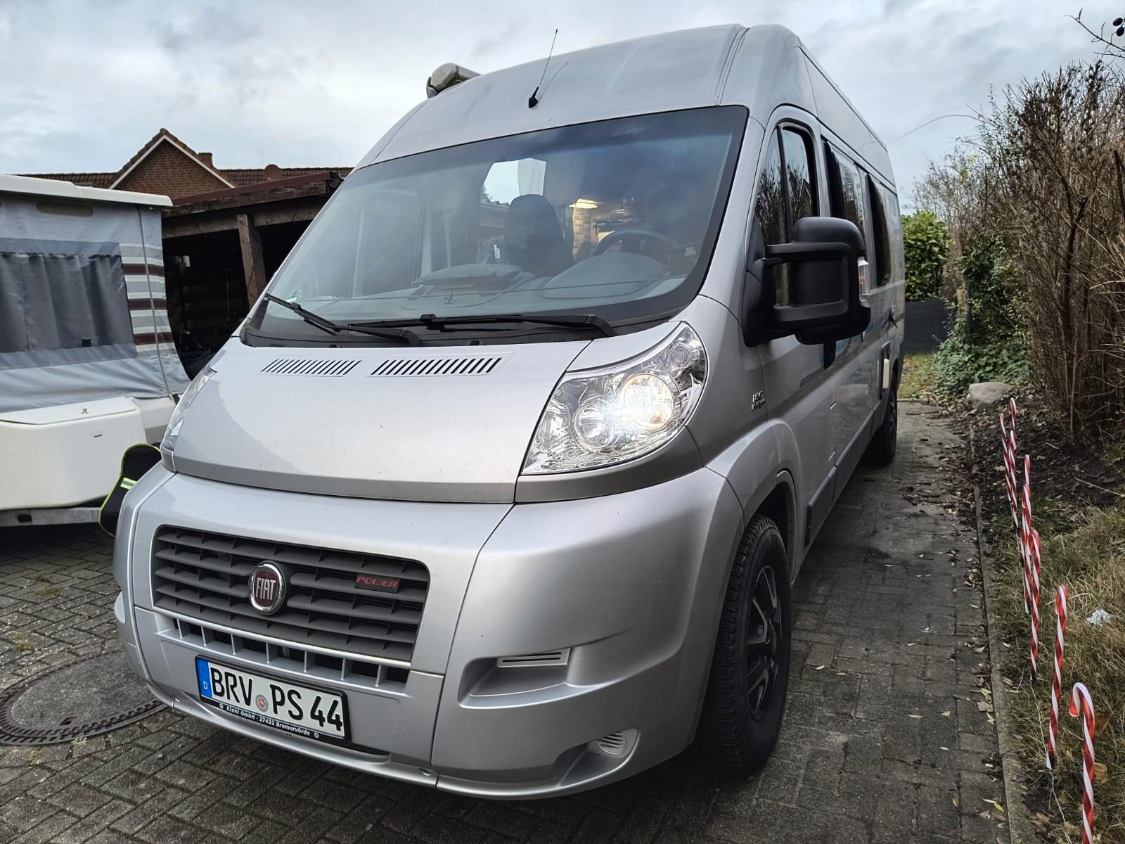 Adria Twin 600 AHK, TV +Satanlage  116KW , Solar