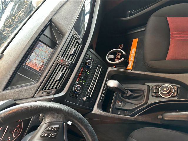 BMW X1 xDrive *KEYLESS*MEMORY*TEMPO*NAV*PDC(CAM)*