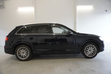 Audi Q7 - 5