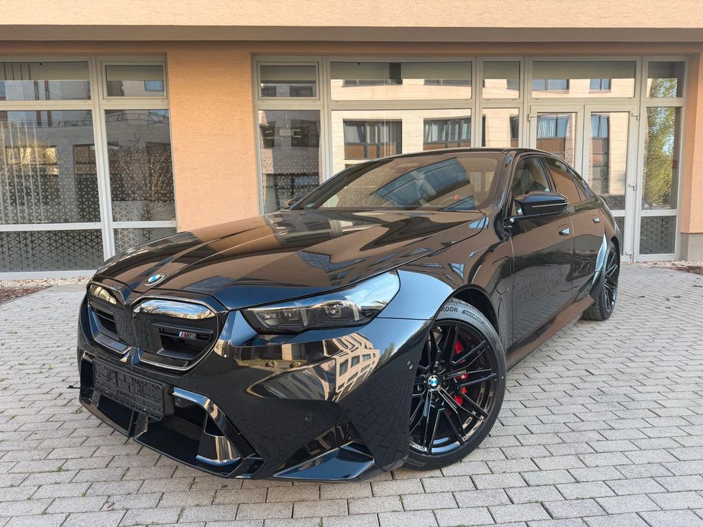 Image of BMW M5