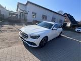 Mercedes-Benz E 300 Autom. -