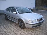 Skoda Octavia 1.6 Classic-Klimaaut.-AHK-TÜV 12/2026 - gebrauchte Skoda Octavia aus dem Jahr 2004