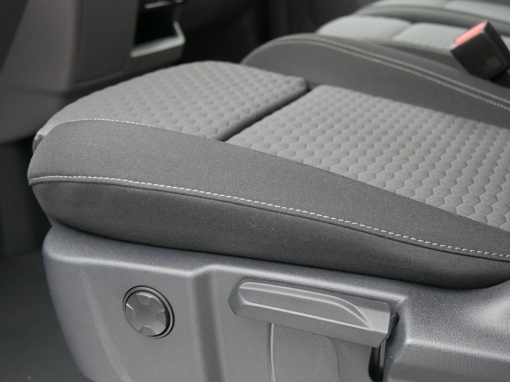 Fahrzeugabbildung Volkswagen T7 Kasten 2.0 TDI 4Motion AHK App-Connect