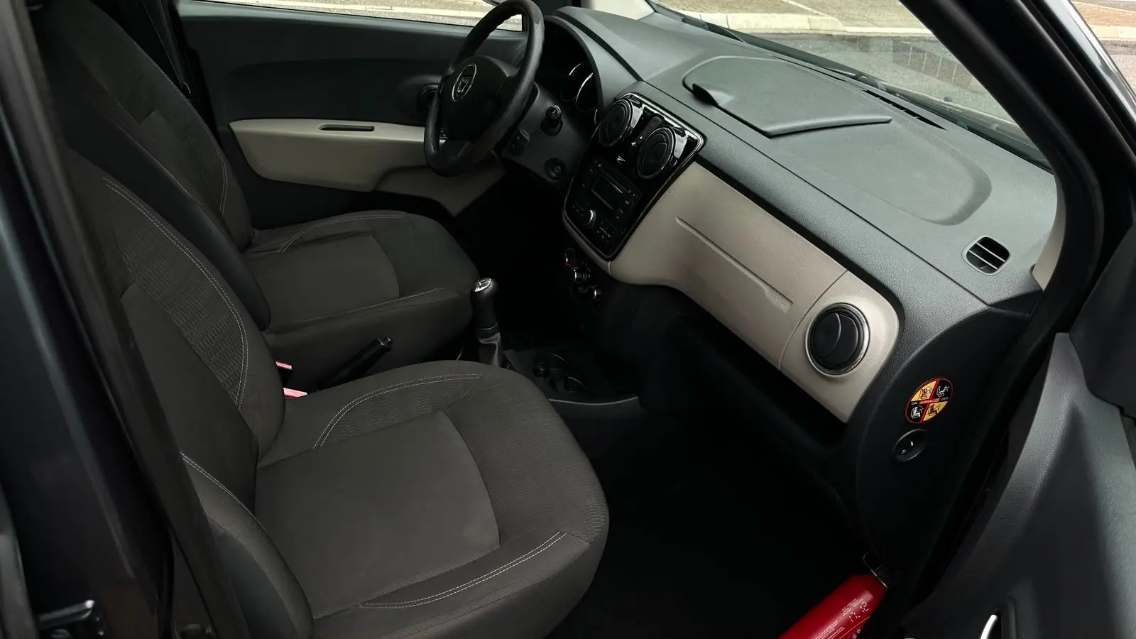 Dacia Lodgy 2012 — photo 20