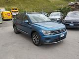 Volkswagen Tiguan Allspace 2.0 TDI SCR DSG 4MOTI - VW Tiguan Allspace mit Halbautomatikschaltung