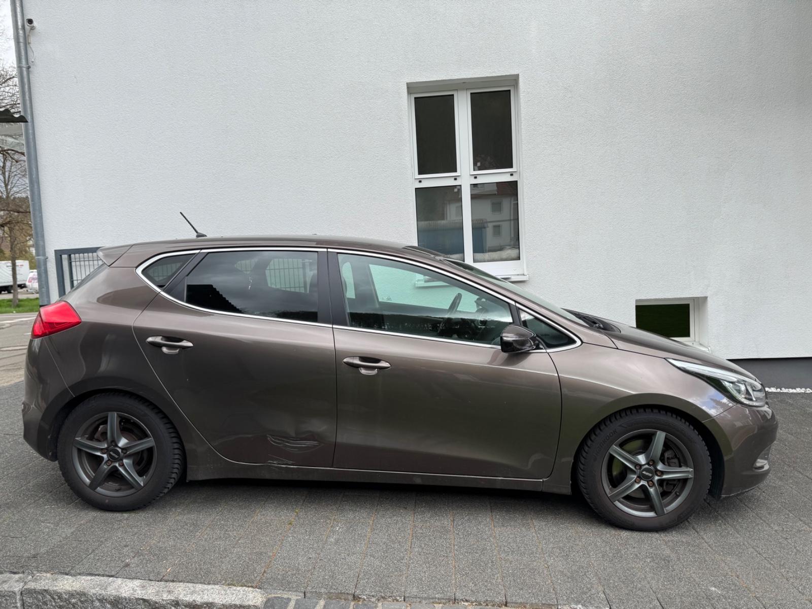 Kia cee'd / Ceed 1.6 CRDi Vision