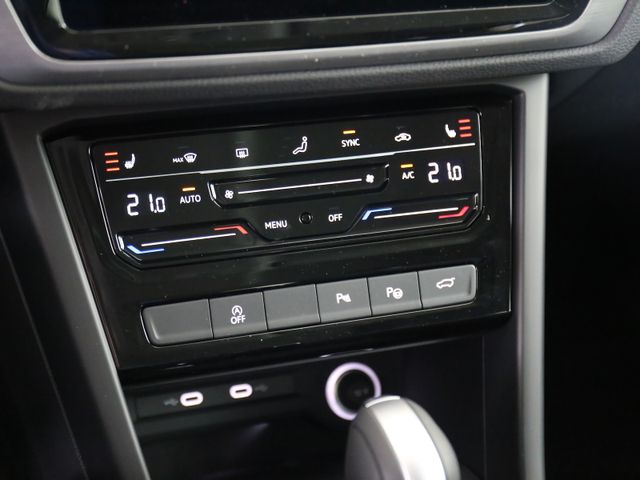 Volkswagen Touran 1.5 TSI DSG COMFORTLINE LED KAMERA 7S AHK