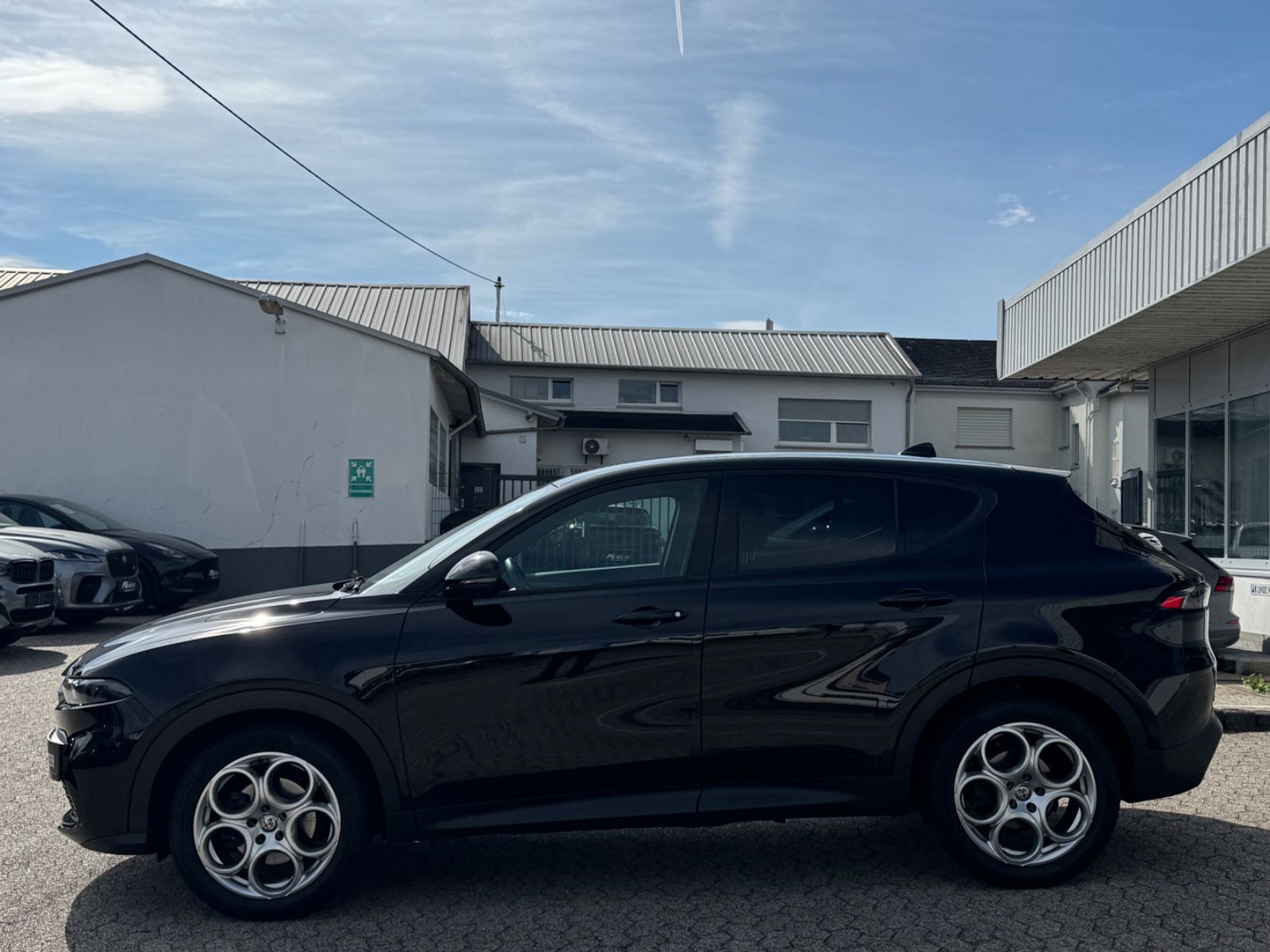 Fahrzeugabbildung Alfa Romeo Tonale Super/LED/PDC/CarPlay/Tempomat/ALU/1Hand
