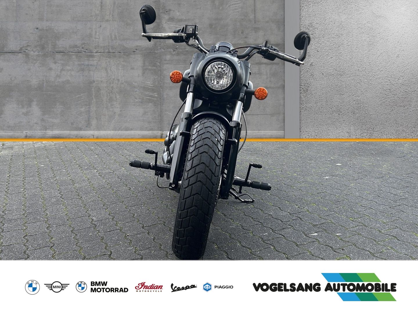 Fahrzeugabbildung Indian Scout Bobber, vorverlegte Fußrasten, ....