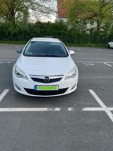 Opel Astra Sports Tourer 1.4 ecoFLEX Design Editi... - Opel Astra: Sports Tourer Ecoflex