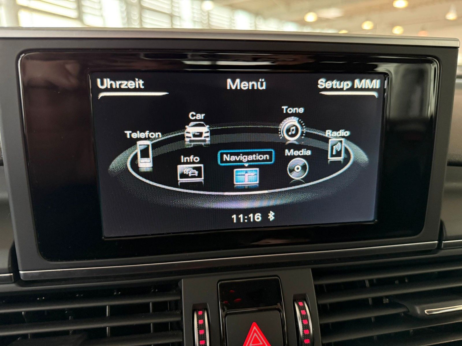 Fahrzeugabbildung Audi A6 Avant 2.0 TDI quattro S-LINE/NAVI/SPORT/Nappa