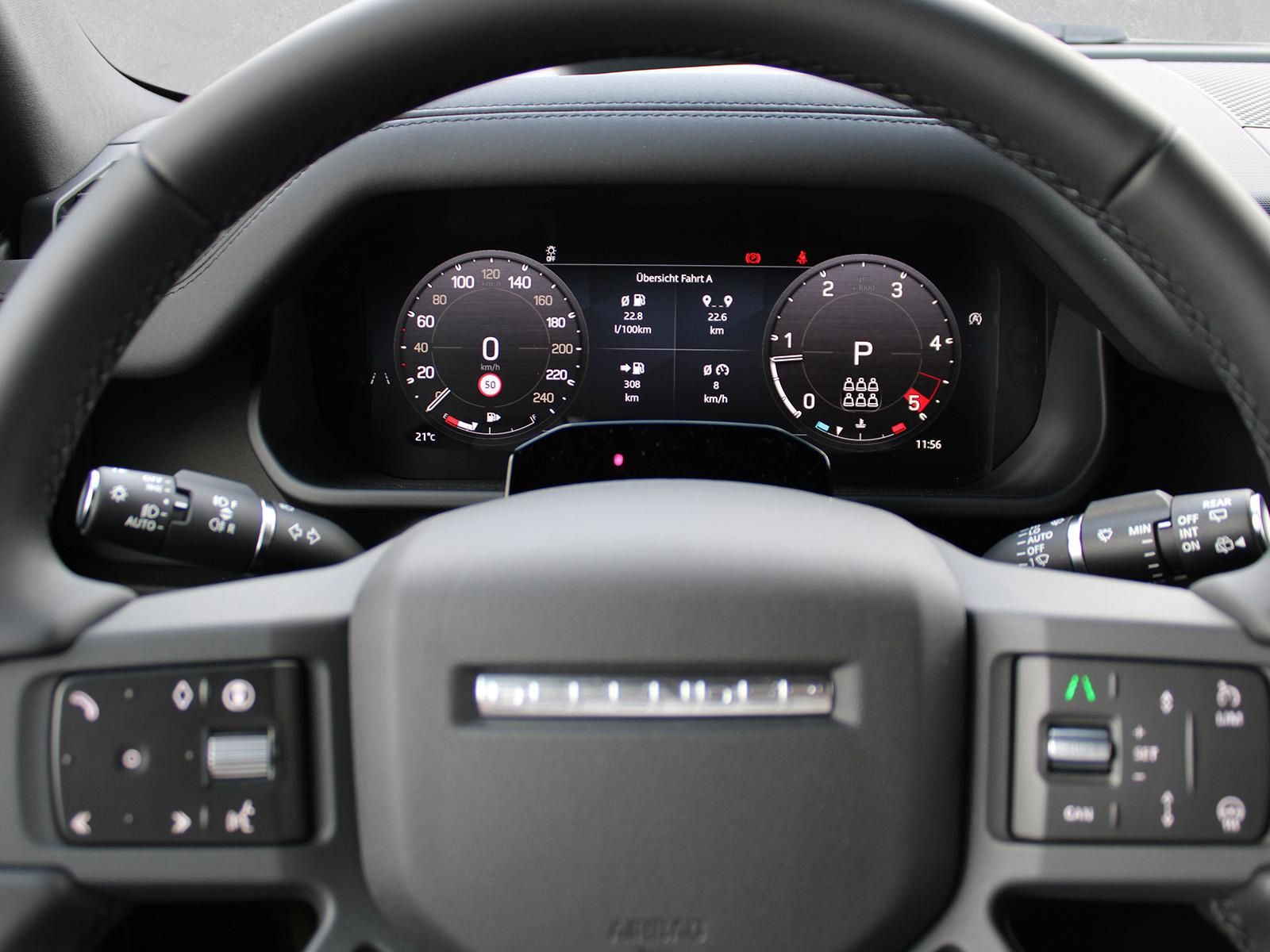 Fahrzeugabbildung Land Rover Land Rover Defender 130 D350 X-Dynamic SE