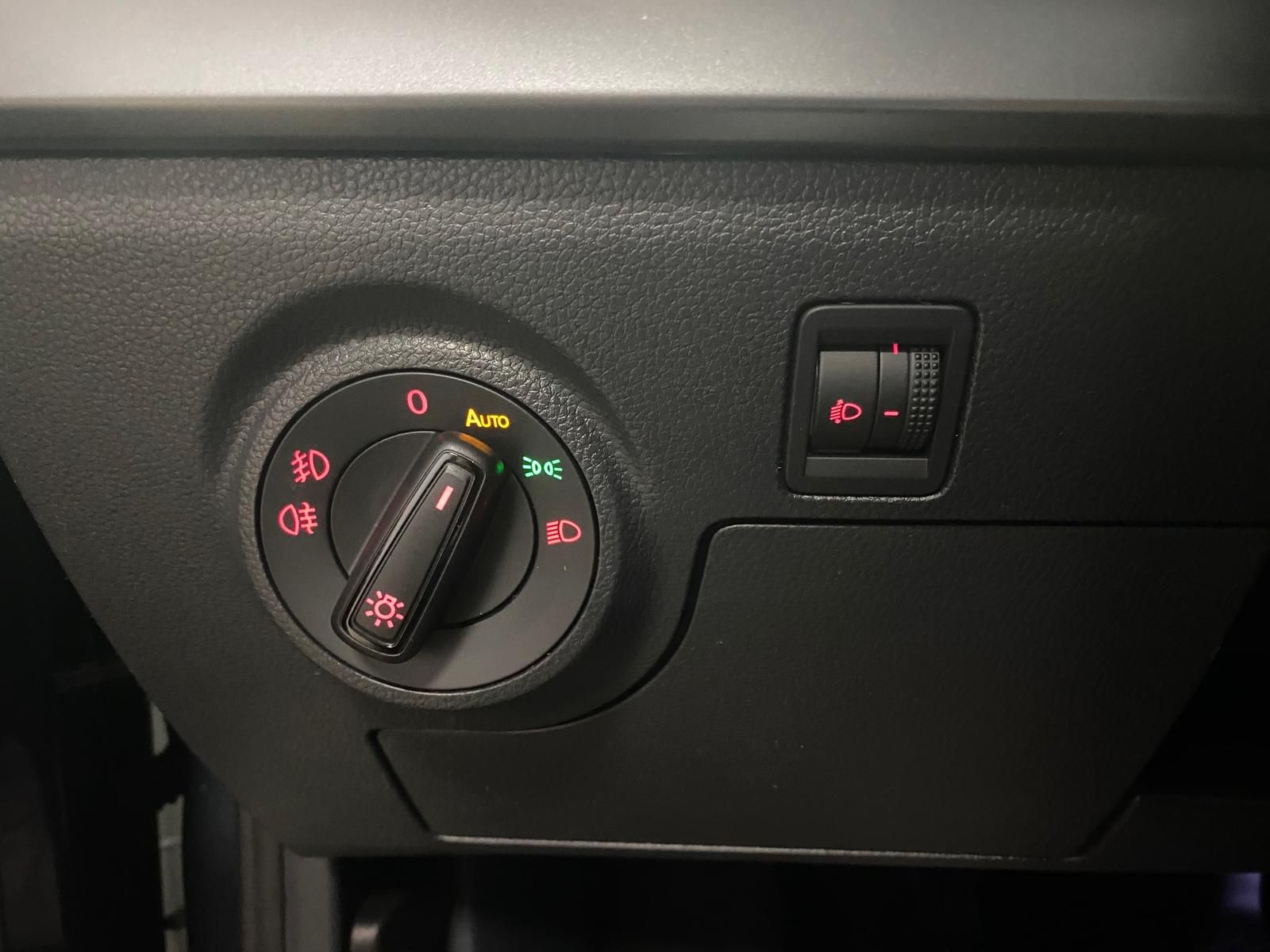 Fahrzeugabbildung SEAT Ibiza 1.0 TSI 1.0 TSI FR 5 J.GARANTIE+ACC+KAMERA