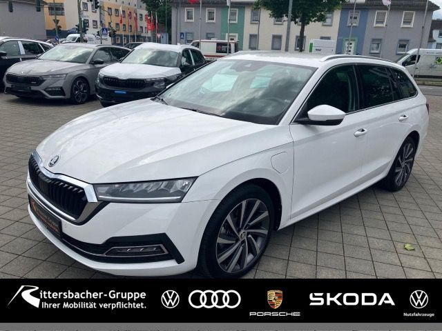 Skoda Octavia Combi 1.4 TSI iV DSG Style Navi 18 Zoll