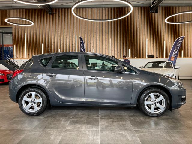 MYAUTOCENTER – Gebraucht- und Jahreswagen mit Werkstattservice in Pfaffenhofen Opel Astra J Lim. 5-trg. Selection *Klima*Navi*SHZ*