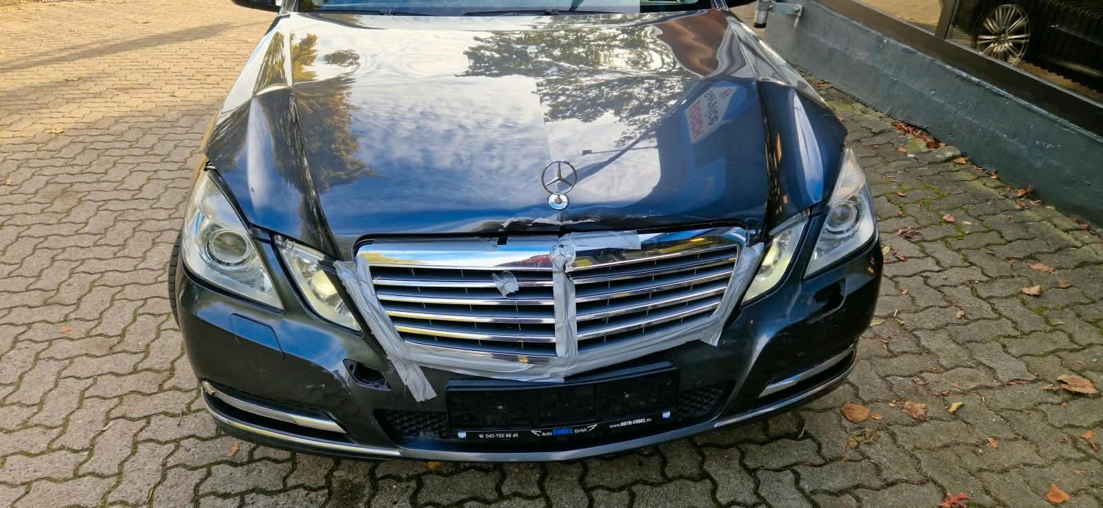 Mercedes-Benz E220 2011 — photo 5
