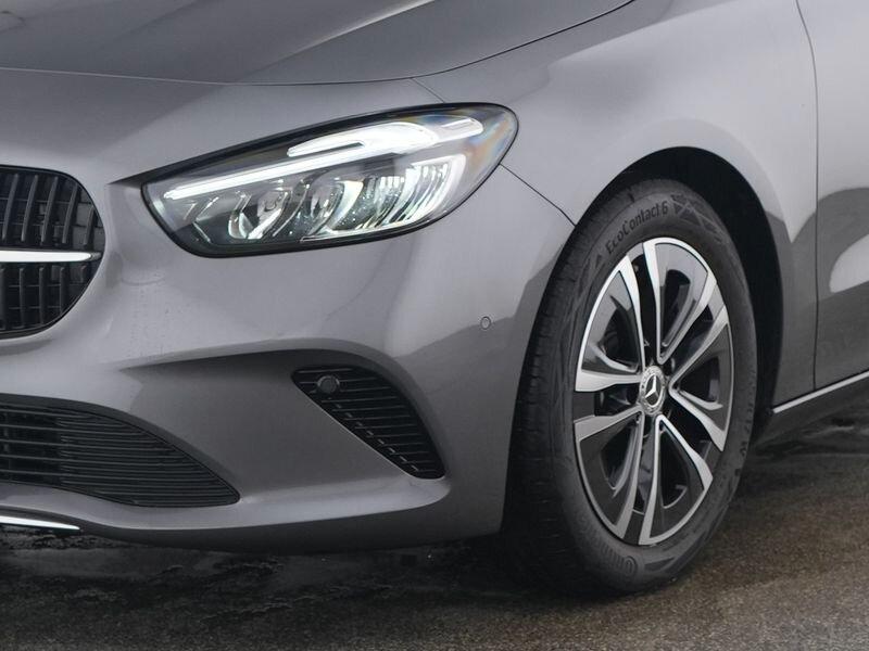 Mercedes-Benz B 200 PROGRESSIVE+AHK+17"+NAVI+KAMERA+LENK-HZ+