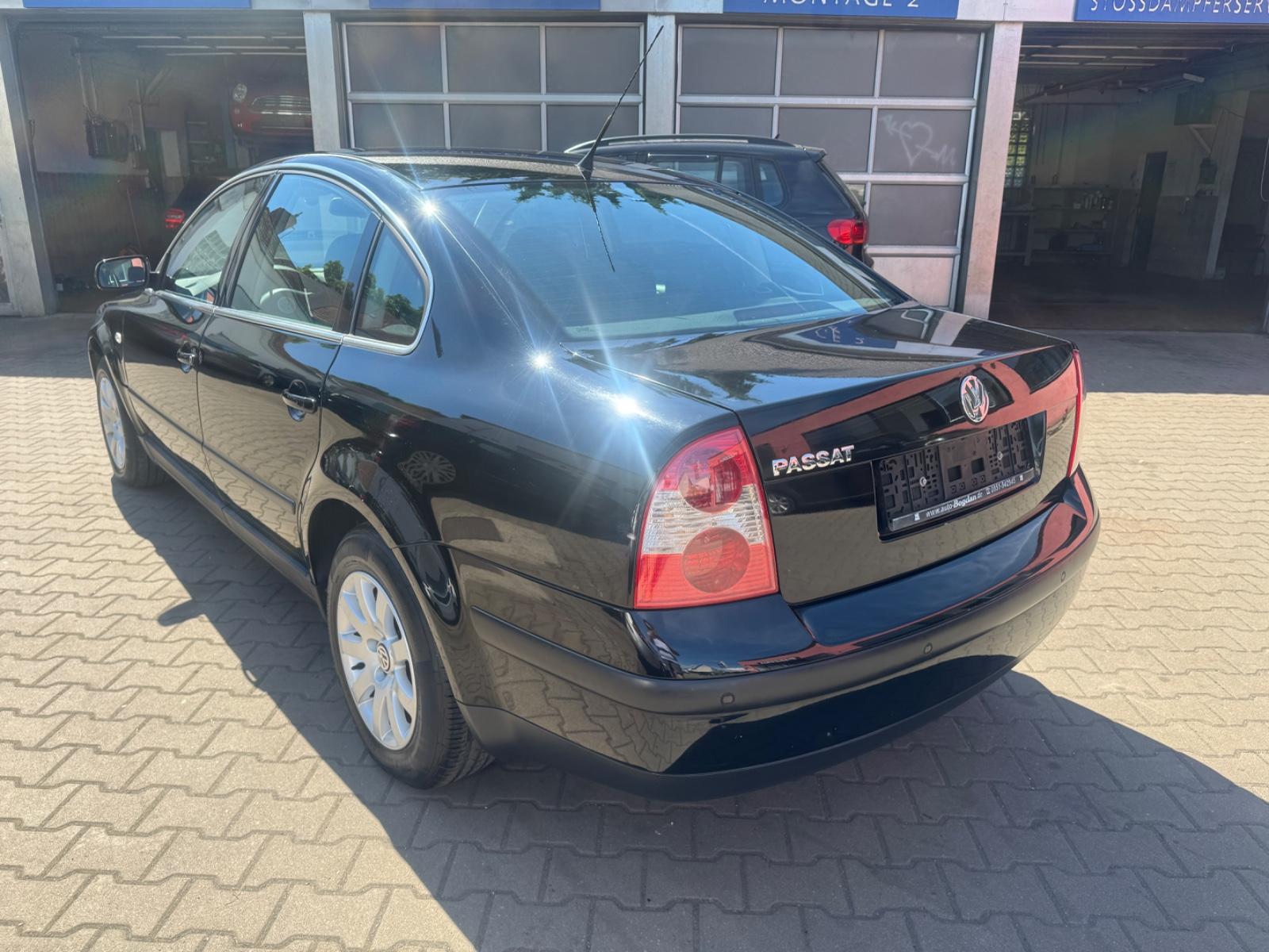 Volkswagen Passat1.6/Zahnriemen Neu/Klimaauto/8.Fach/HU NEU