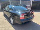 Volkswagen Passat1.6/Zahnriemen Neu/Klimaauto/8.Fach/HU NEU - Volkswagen Passat aus 2003
