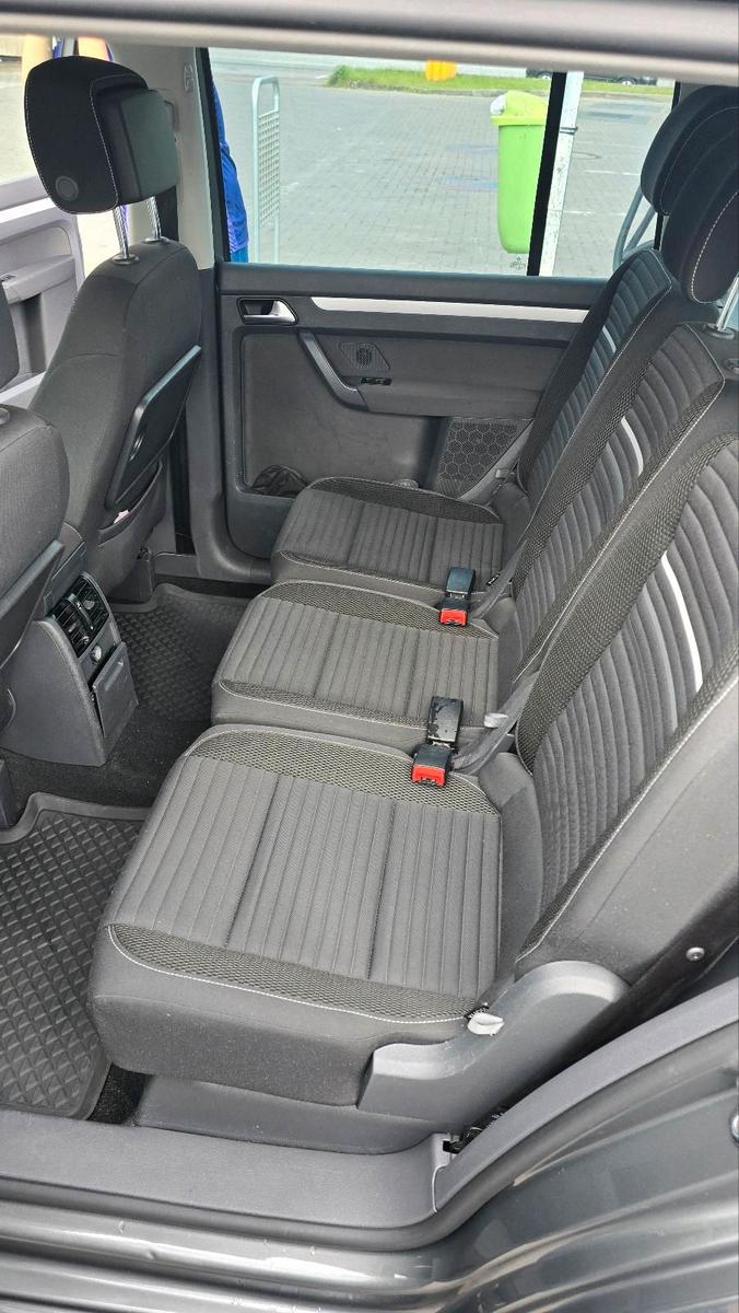 Volkswagen Touran 2015 — photo 8