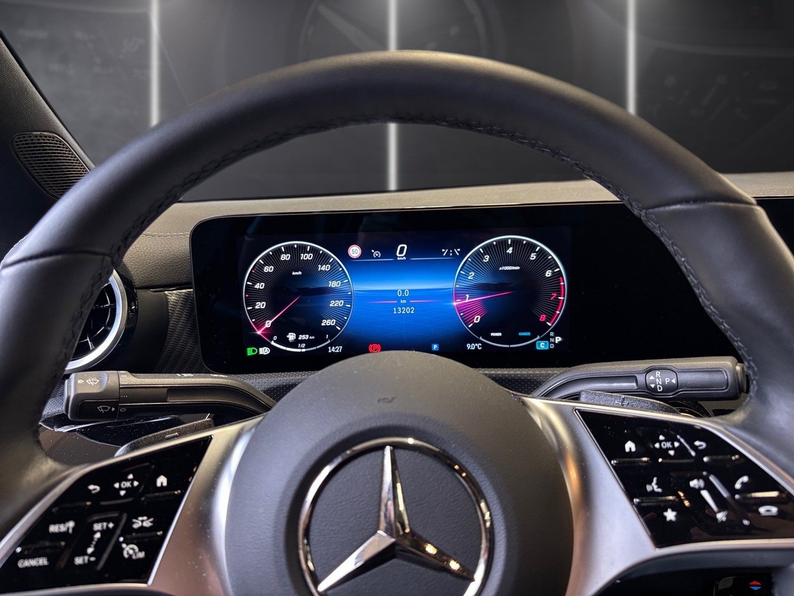 Fahrzeugabbildung Mercedes-Benz CLA 180 Progresive*Totwinkel*LED*Kamera*Sportsi*