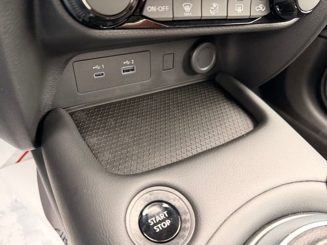 Fahrzeugabbildung Nissan Juke 1.6 Hybrid Sitzhz*Carpl.AA+Kamera