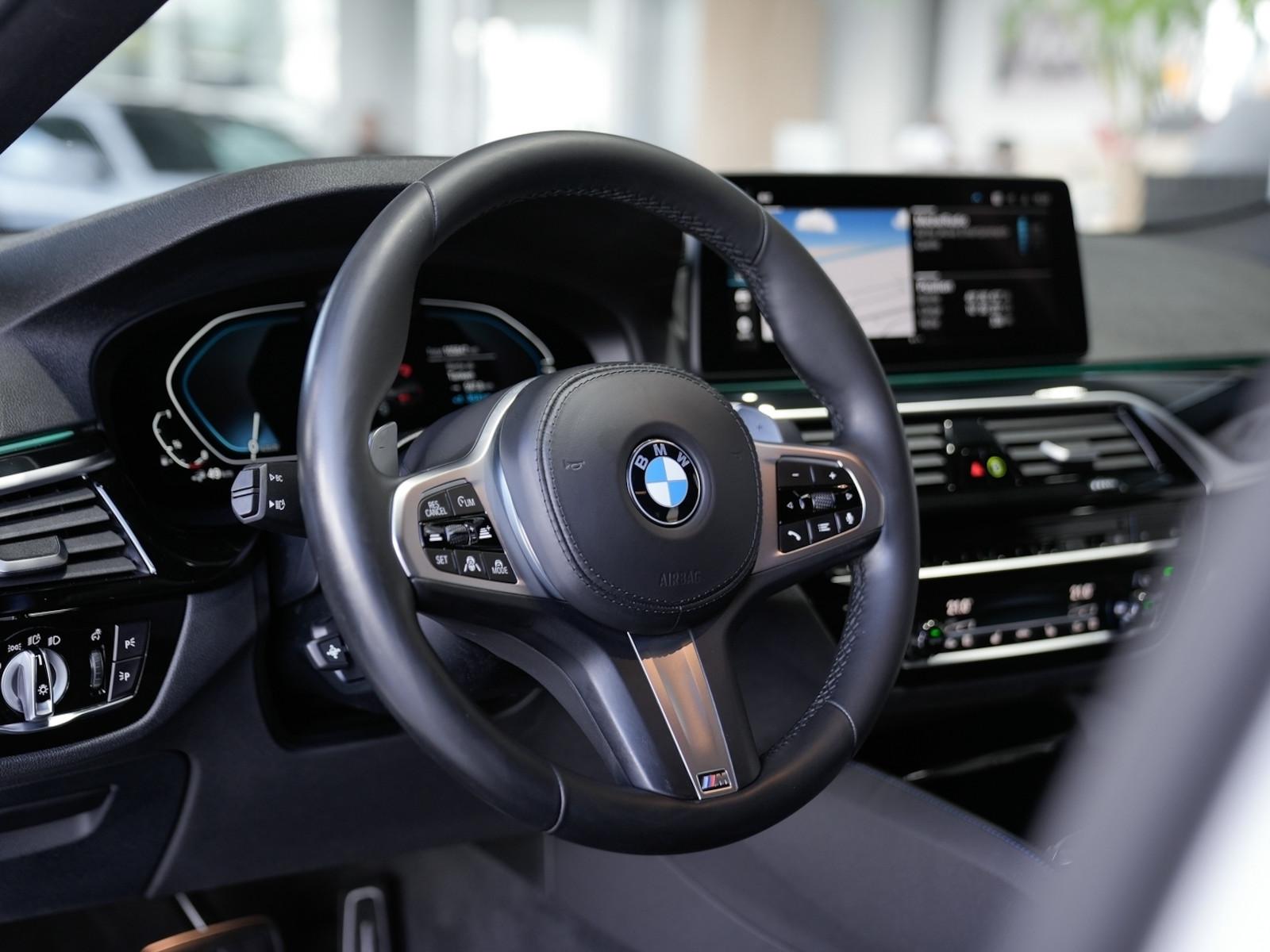 BMW 530e M Sport 19LM M-Sitze 360°K Harman Assist.