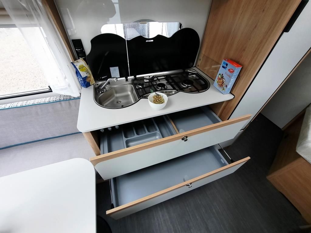 Fahrzeugabbildung Dethleffs Aero 470 FR Verfüg./Sparen Sie 4.862,- €