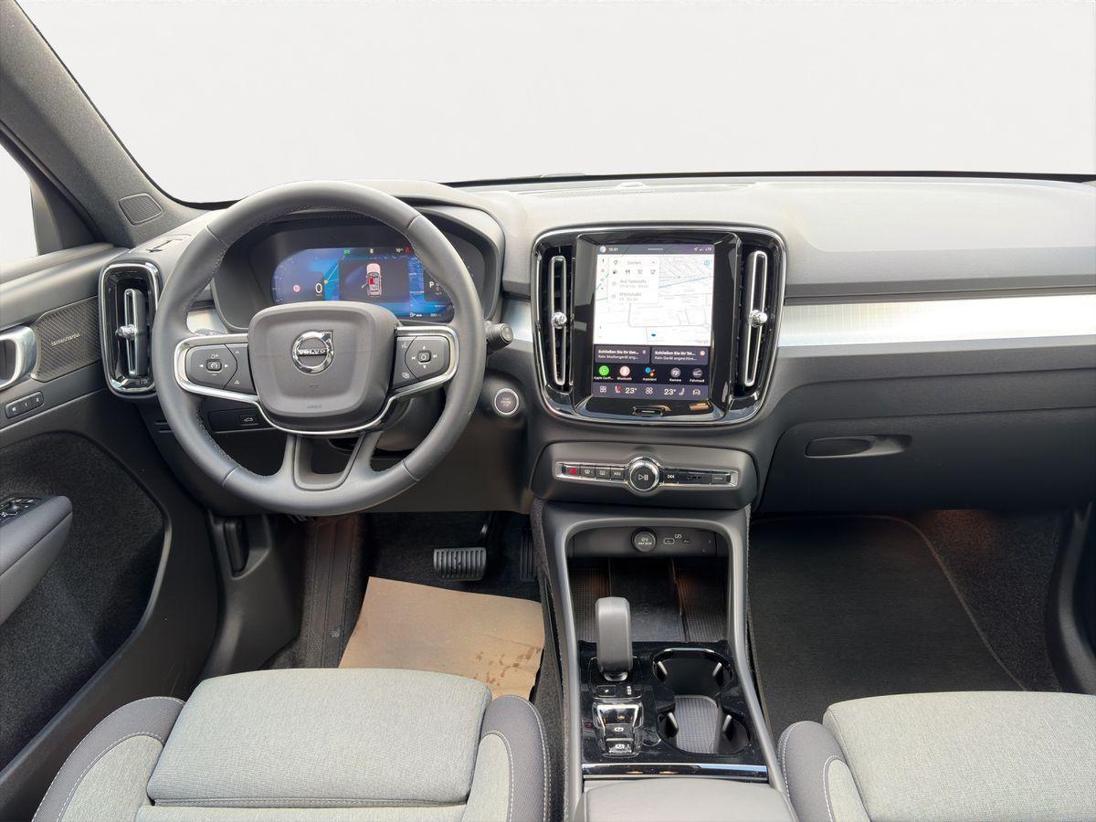 Volvo XC40 B3 Black Edition Plus 360° PANO AHK H/K 20"