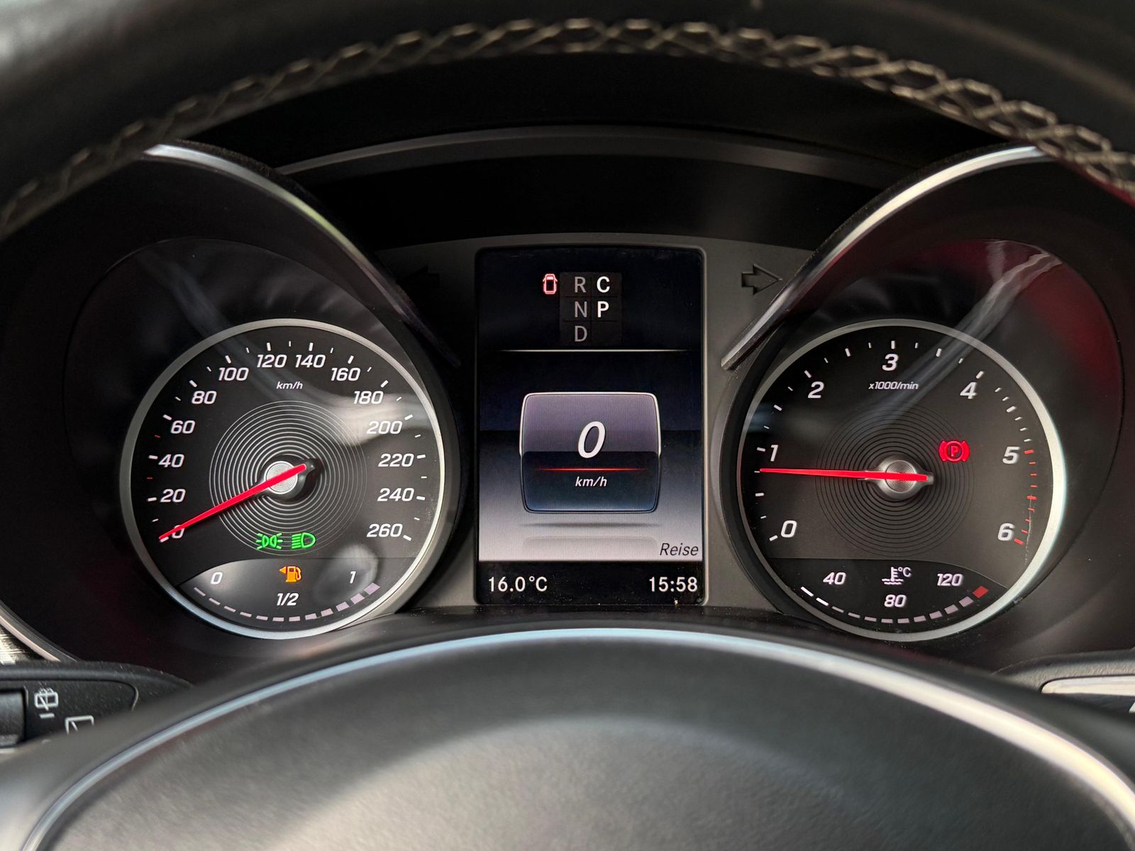 Fahrzeugabbildung Mercedes-Benz V 300 d 9G Avantg Extralang LED+SHZ+KAM+LEDER+8S