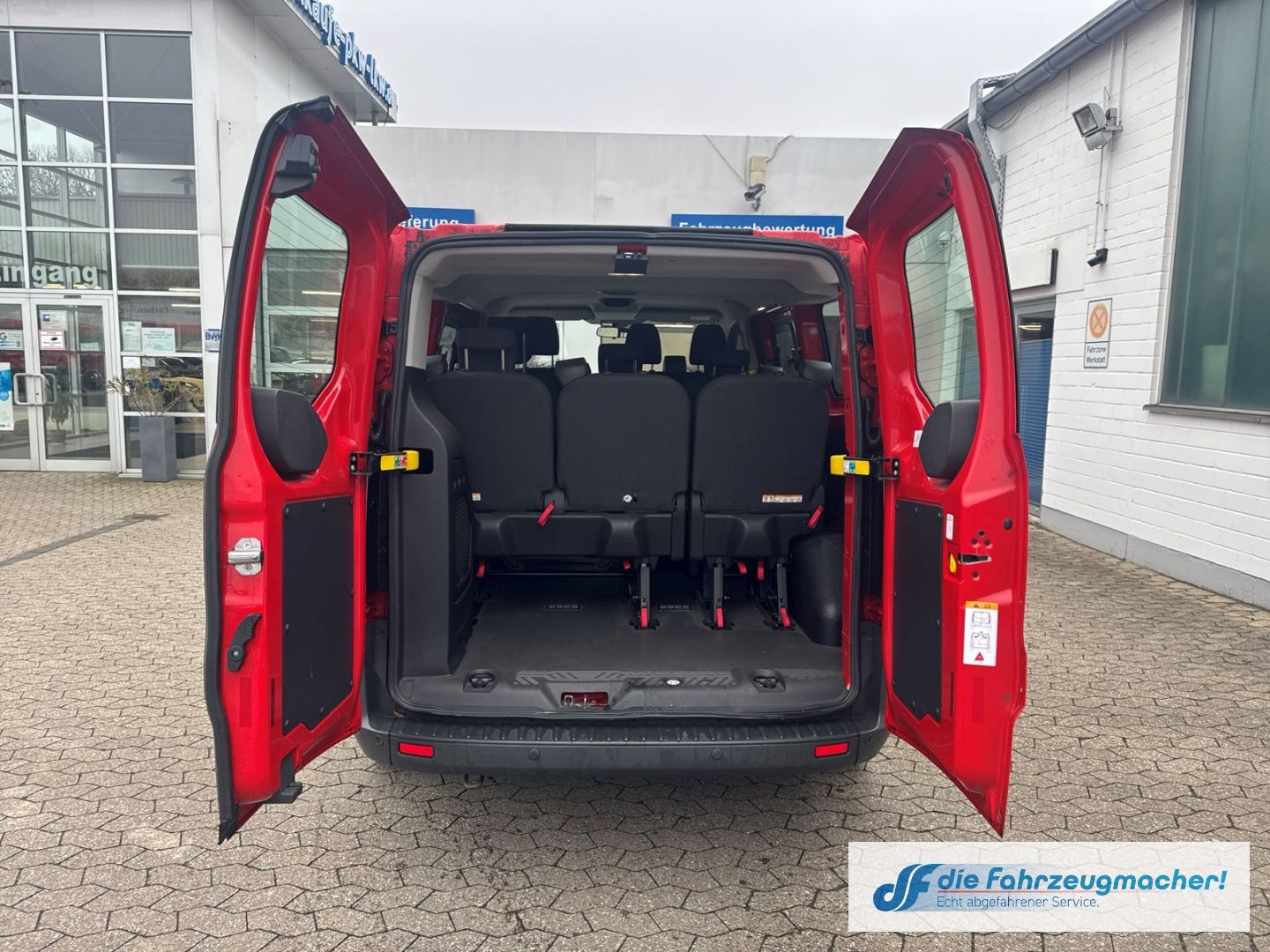 Fahrzeugabbildung Ford Transit Custom Tourneo 300 L1 *2208