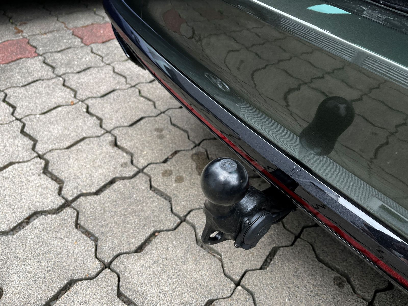 Fahrzeugabbildung SKODA Octavia Combi 2.0 TSI RS AHK NAV PANO 18"