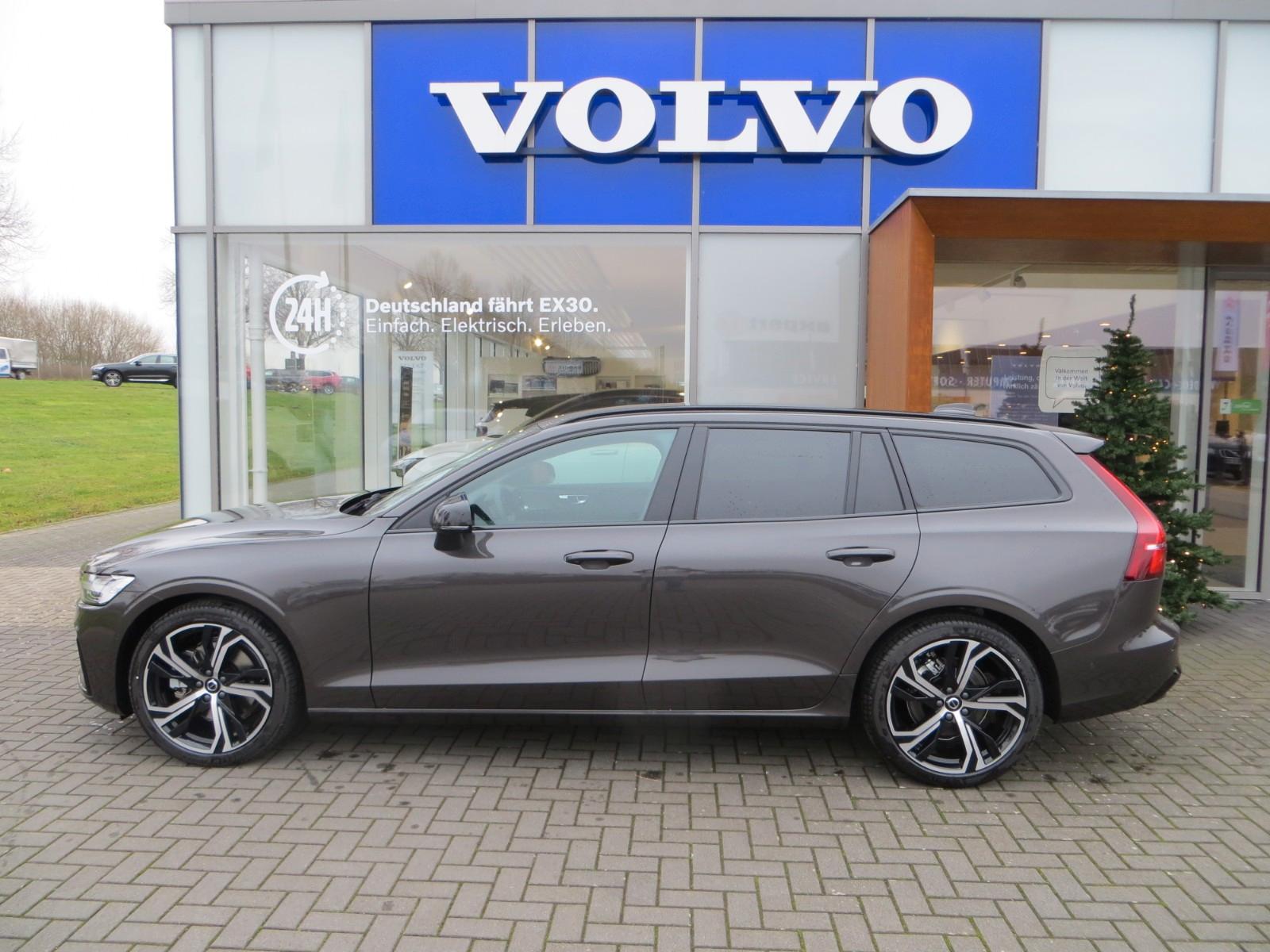 Volvo V60 B4 DCT Plus Dark H&K SOUND®360° KAM ACC BLIS