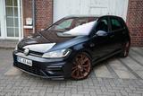 Volkswagen Golf VII R/ACC/LED/RFK/Keyless/CarPlay/NaviPro - mit Benzin-Antrieb: Kleinwagen, Automatik