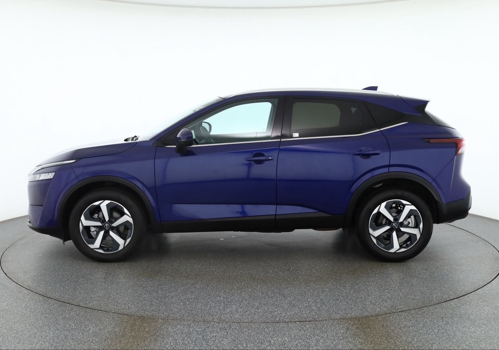 Nissan Qashqai N-Connecta 1.3 Dig-T LED ACC Navi Pano imagem 2