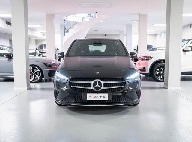 Mercedes-Benz 80 d 180 d Sport auto