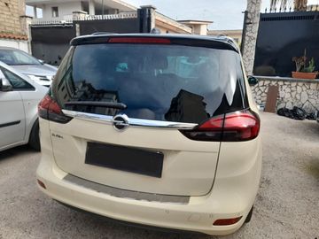 Opel Zafira - 8