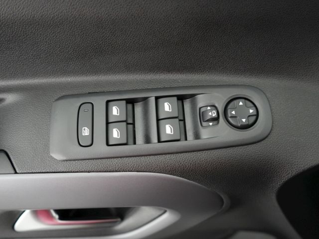 Combo E FACELIFT GS CDTI AT+RÜCKFAHRKAMERA+SCHIE