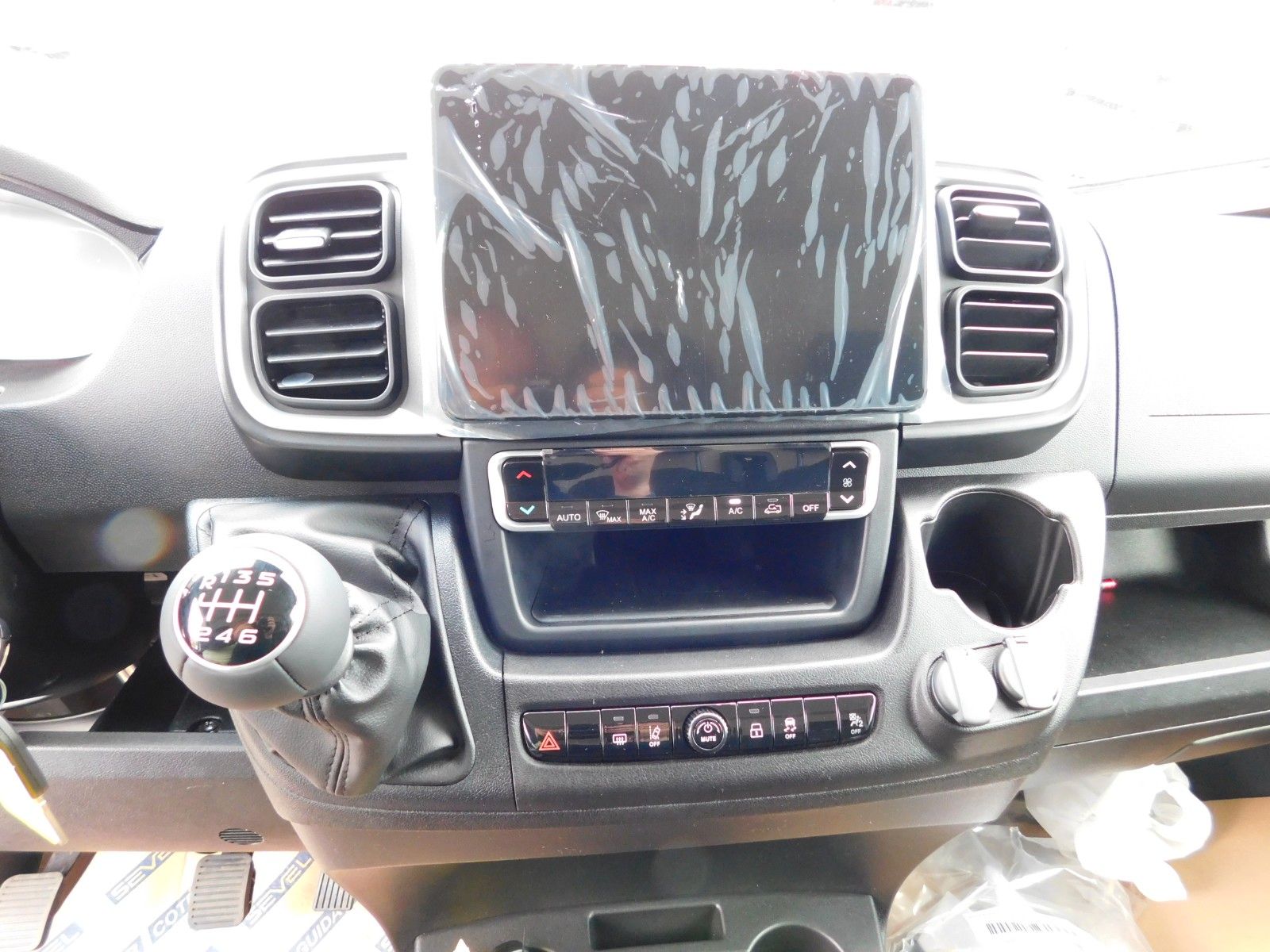 Fahrzeugabbildung Fiat Ducato H2 Kastenwagen 35 L4H2 140 Multijet Maxi