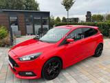 Ford Focus Lim. ST *Xenon*DAB*Kamera*PDC*NUR GEWERBE* - Ford Focus Gebrauchtwagen in Köln