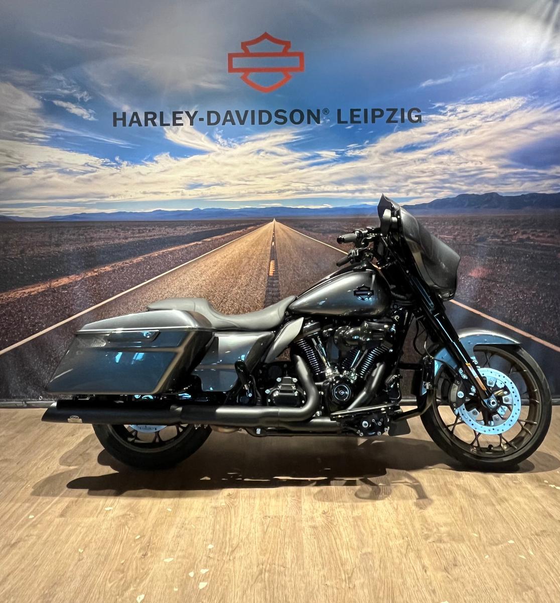 Harley-Davidson Street Glide ST FLHXST inkl. Jekill