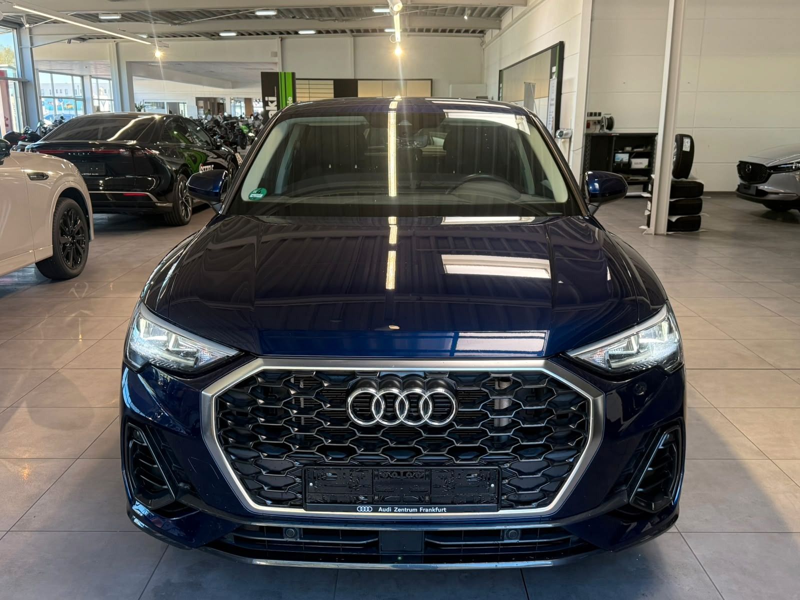 Audi Q3 Sportback 45 TFSI e basis PHEV Sport Assist foto 3